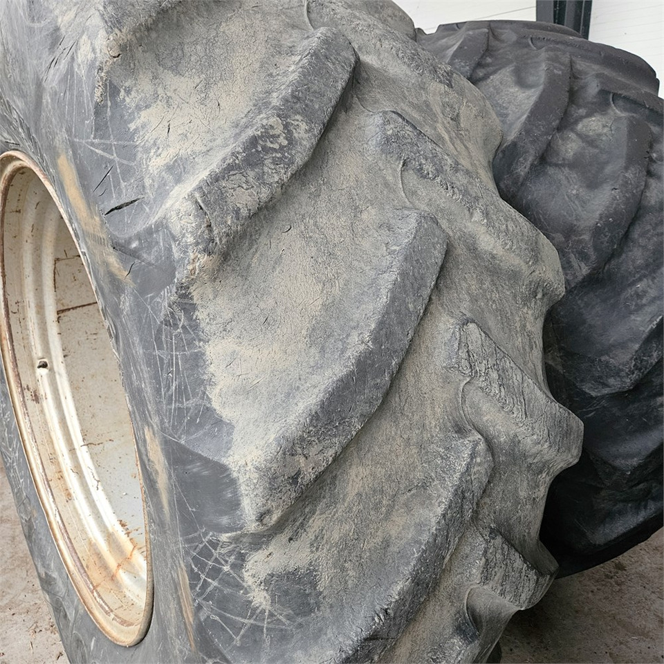 Goodyear Super Traction Radial DT820 - Трактор: фото 3 Goodyear Super Traction Radial DT820 - Трактор: фото 3