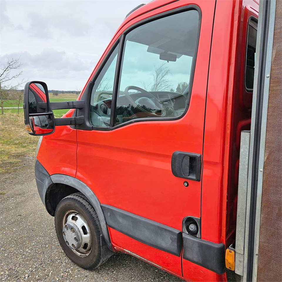 Грузовик бортовой/ Платформа Iveco Stralis C35: фото 9