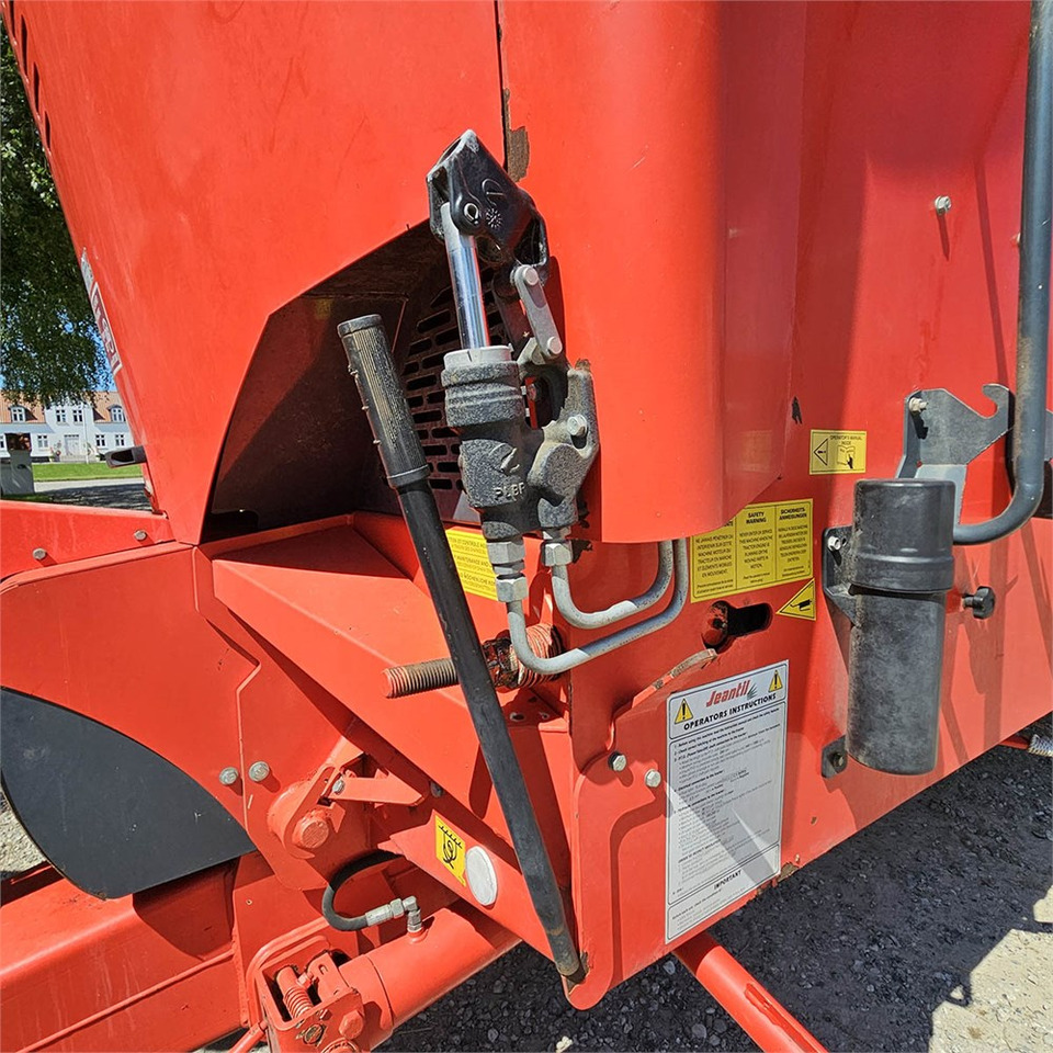 Техника для внесения удобрений Jeantil EVR 18 - 14: фото 26