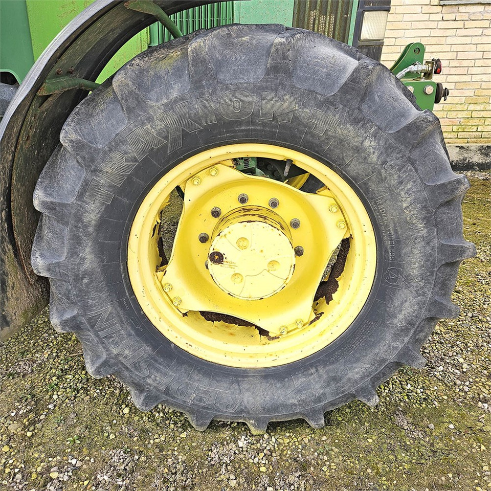 Трактор John Deere 6900: фото 38