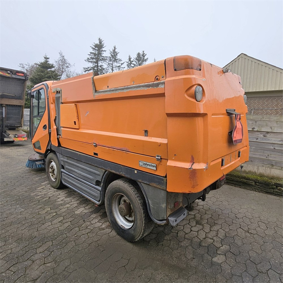 Johnston Sweepers CX400 - Подметально-уборочная машина: фото 3 Johnston Sweepers CX400 - Подметально-уборочная машина: фото 3