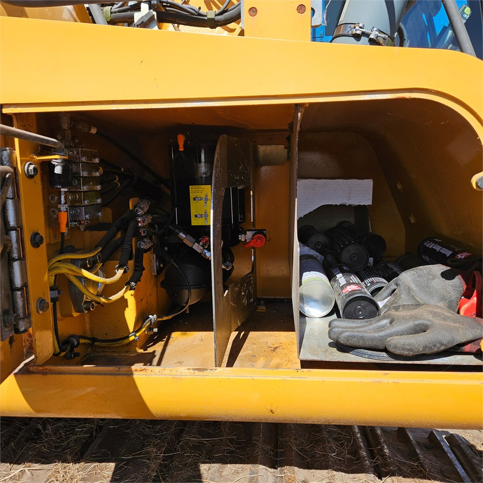 Гусеничный экскаватор Liebherr R922 LC: фото 31