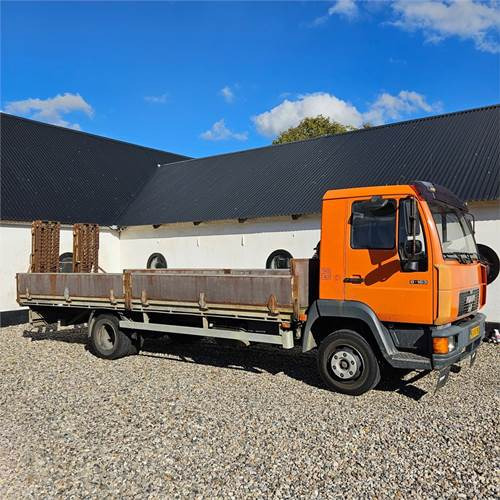 MAN 8 163 lc - Грузовик бортовой/ Платформа: фото 1 MAN 8 163 lc - Грузовик бортовой/ Платформа: фото 1