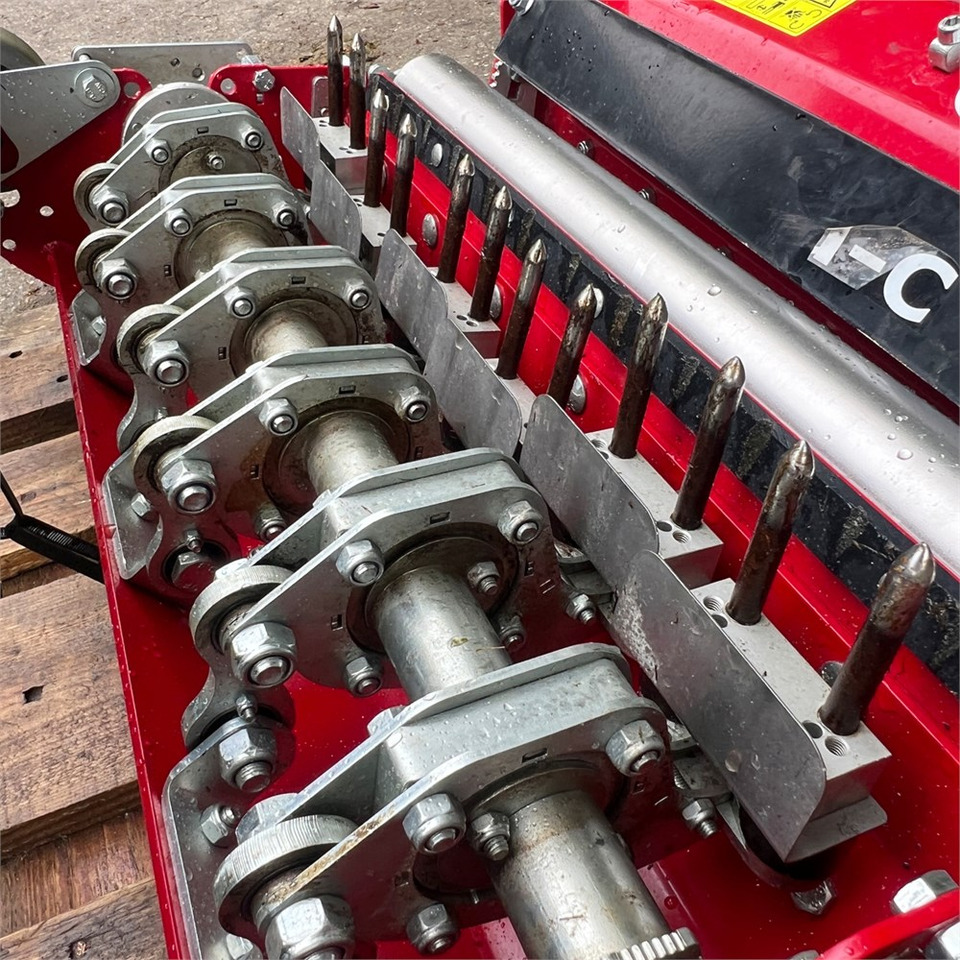 Maredo GT230 HiSpeed-Corer - Газонокосилка: фото 3 Maredo GT230 HiSpeed-Corer - Газонокосилка: фото 3