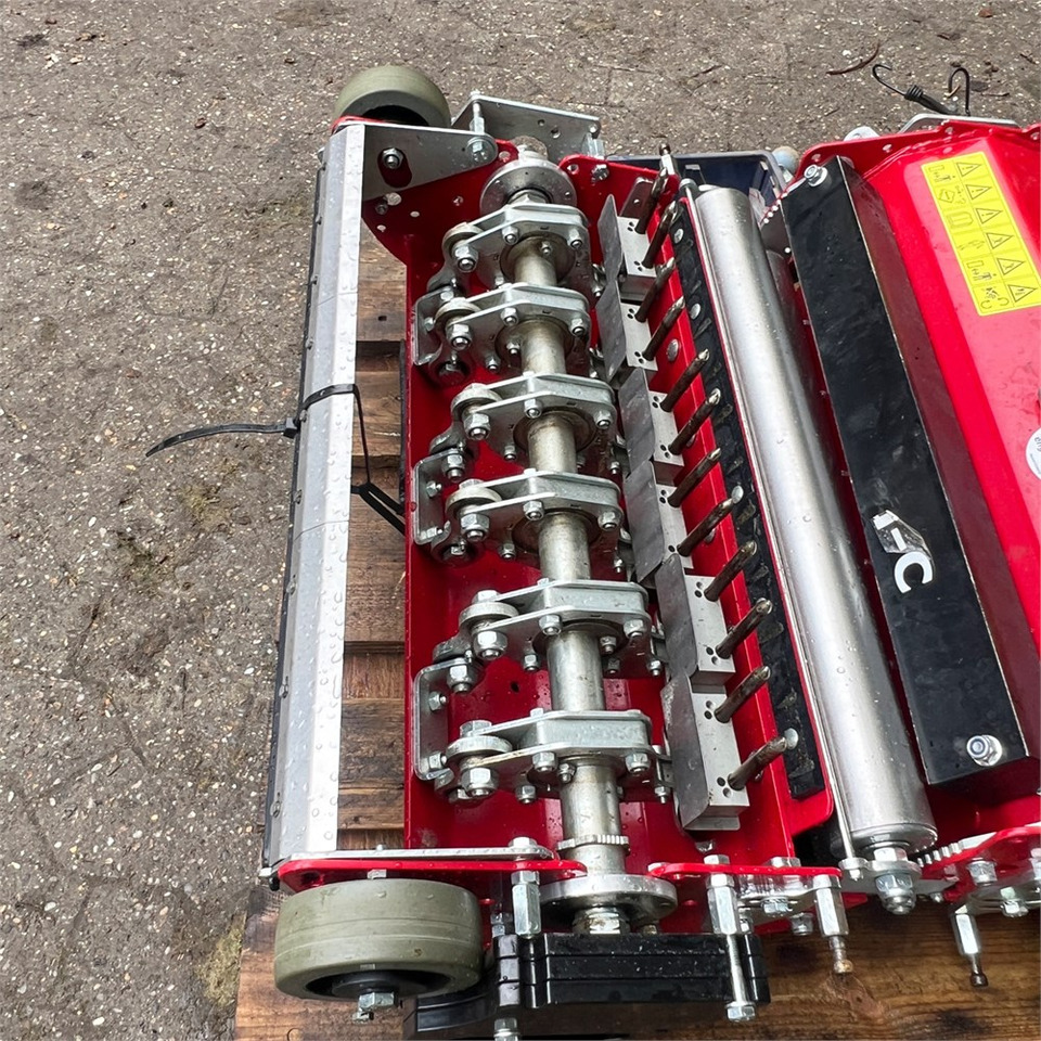 Maredo GT230 HiSpeed-Corer - Газонокосилка: фото 1 Maredo GT230 HiSpeed-Corer - Газонокосилка: фото 1