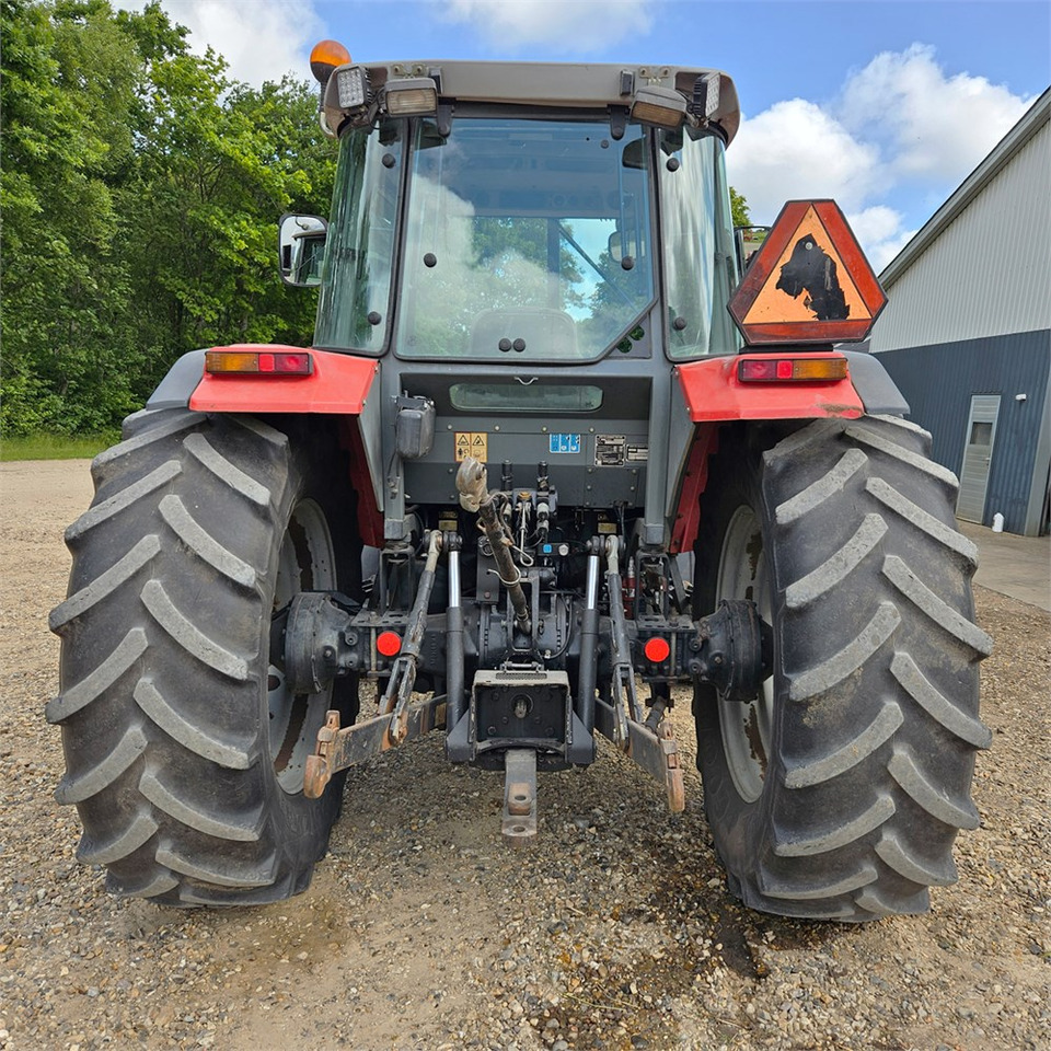 Massey Ferguson 4270 - Трактор: фото 4 Massey Ferguson 4270 - Трактор: фото 4