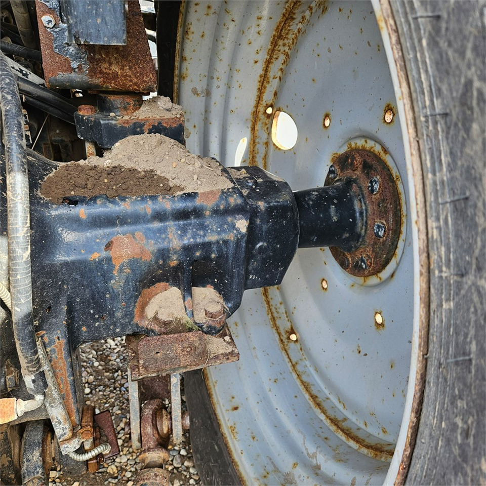 Трактор Massey Ferguson 6480 Dyna-6: фото 33