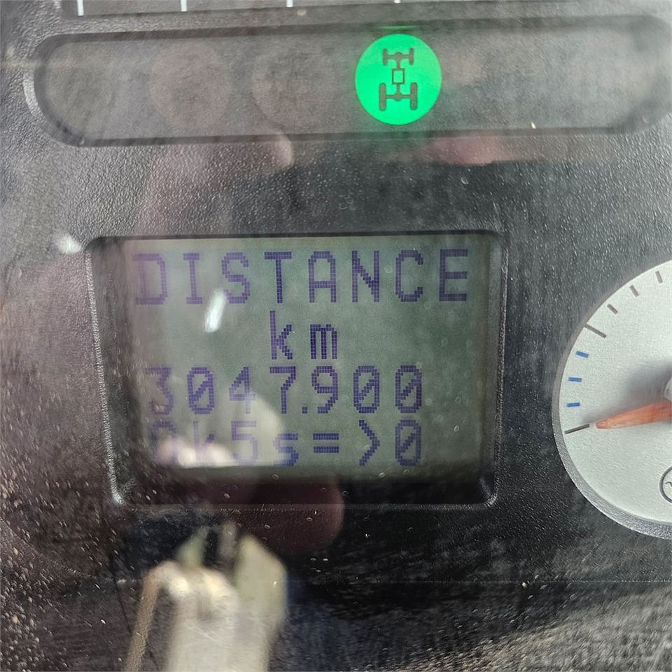 Трактор Massey Ferguson 6480 Dyna-6: фото 18