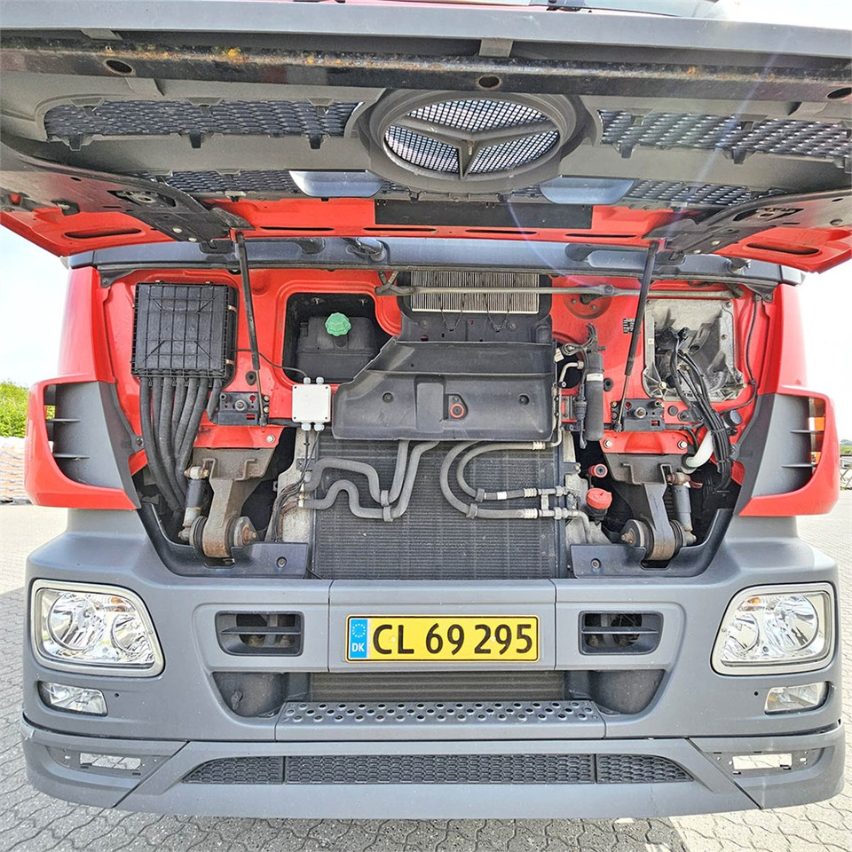 Грузовик с закрытым кузовом Mercedes Actros 2541: фото 43