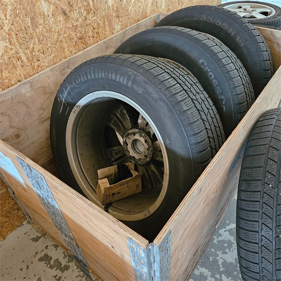 Mercedes ML320 - 255/55R18 - Колесо: фото 5 Mercedes ML320 - 255/55R18 - Колесо: фото 5