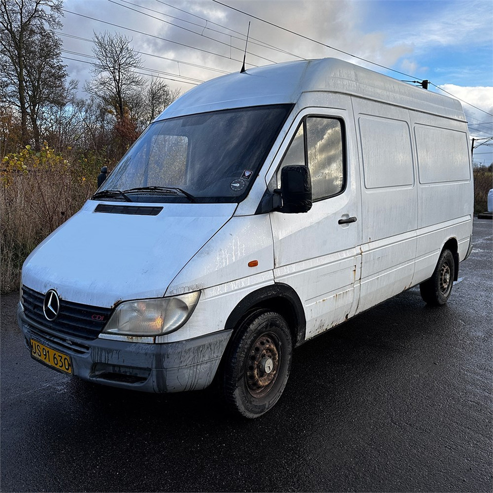 Mercedes SPRINTER 316 CDI-35 - Цельнометаллический фургон: фото 3 Mercedes SPRINTER 316 CDI-35 - Цельнометаллический фургон: фото 3