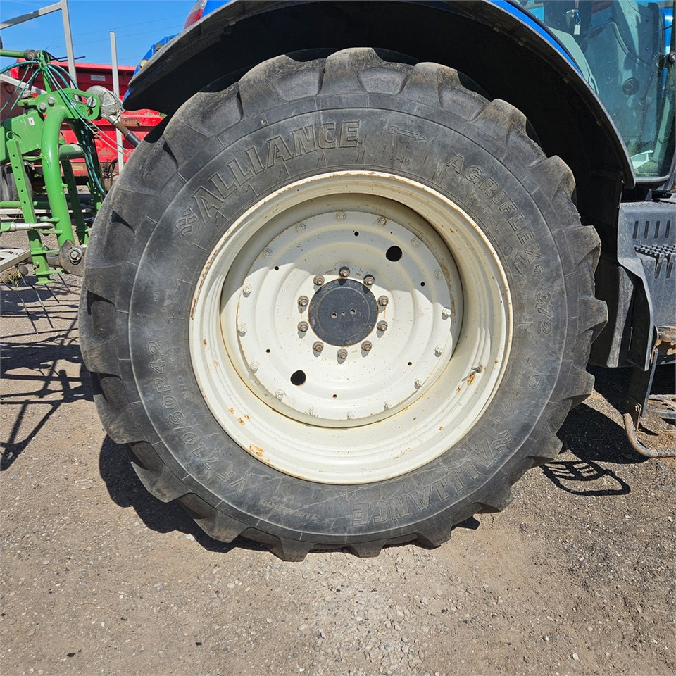 Трактор New Holland T7.235 Power Command: фото 48