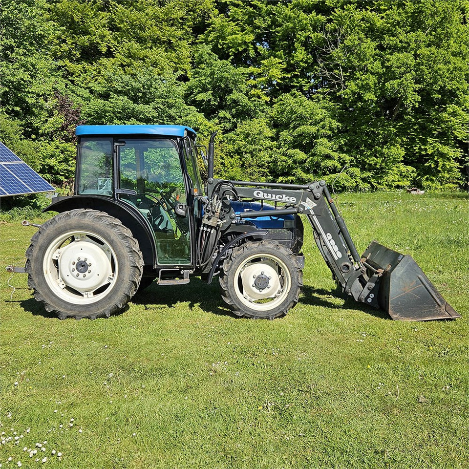 New Holland TN55D - Трактор: фото 2 New Holland TN55D - Трактор: фото 2