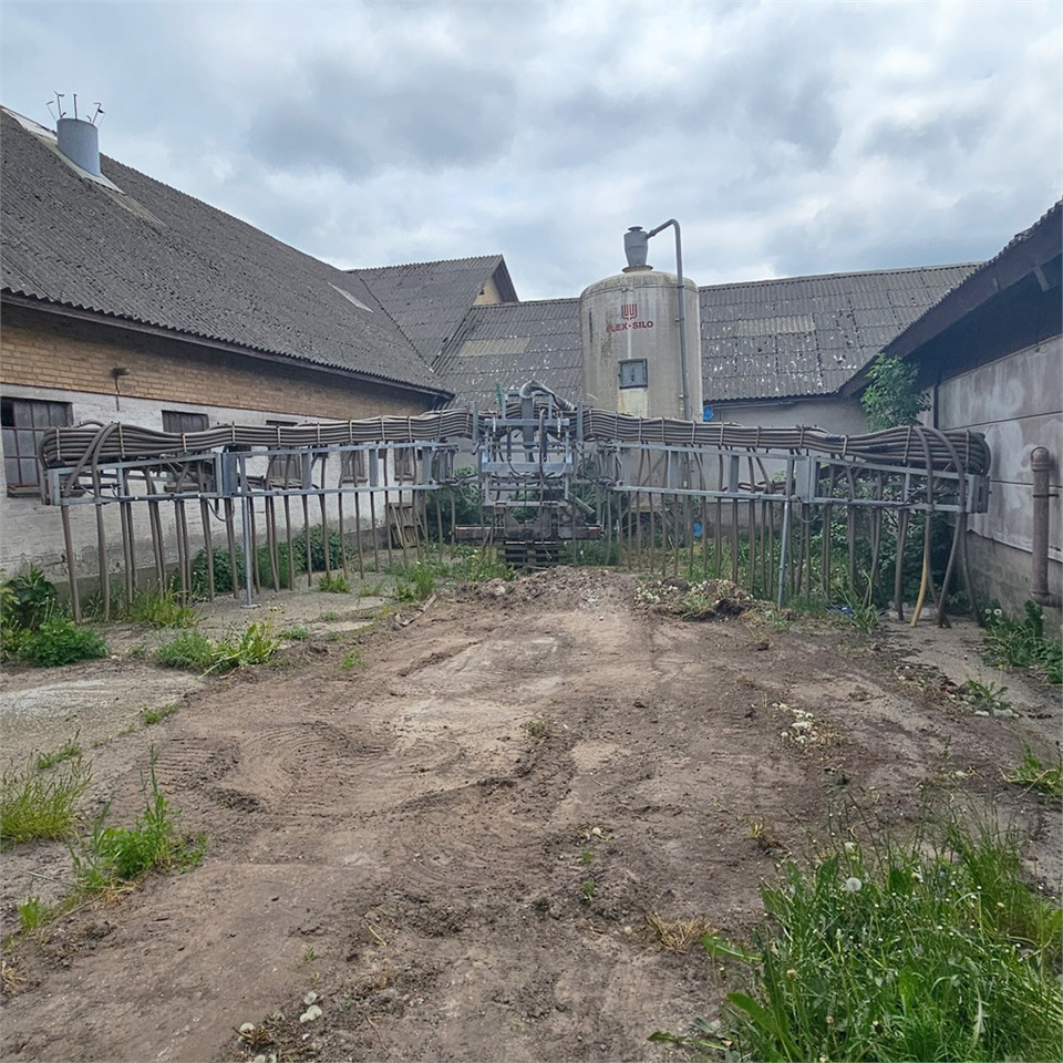 Samson SB24 - Техника для внесения удобрений: фото 1 Samson SB24 - Техника для внесения удобрений: фото 1