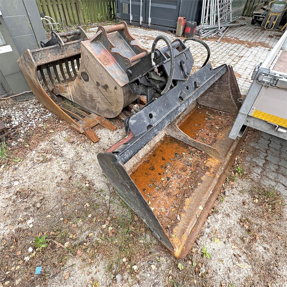 Мини-экскаватор Takeuchi TB290: фото 27