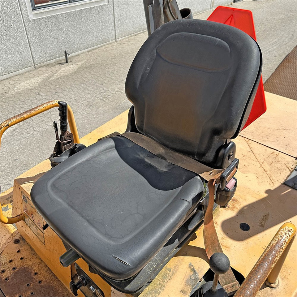 Thwaites Mach 864 в лизинг Thwaites Mach 864: фото 13