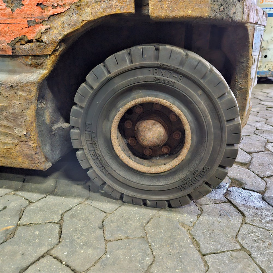 Вилочный погрузчик Toyota 7FBMF30: фото 14