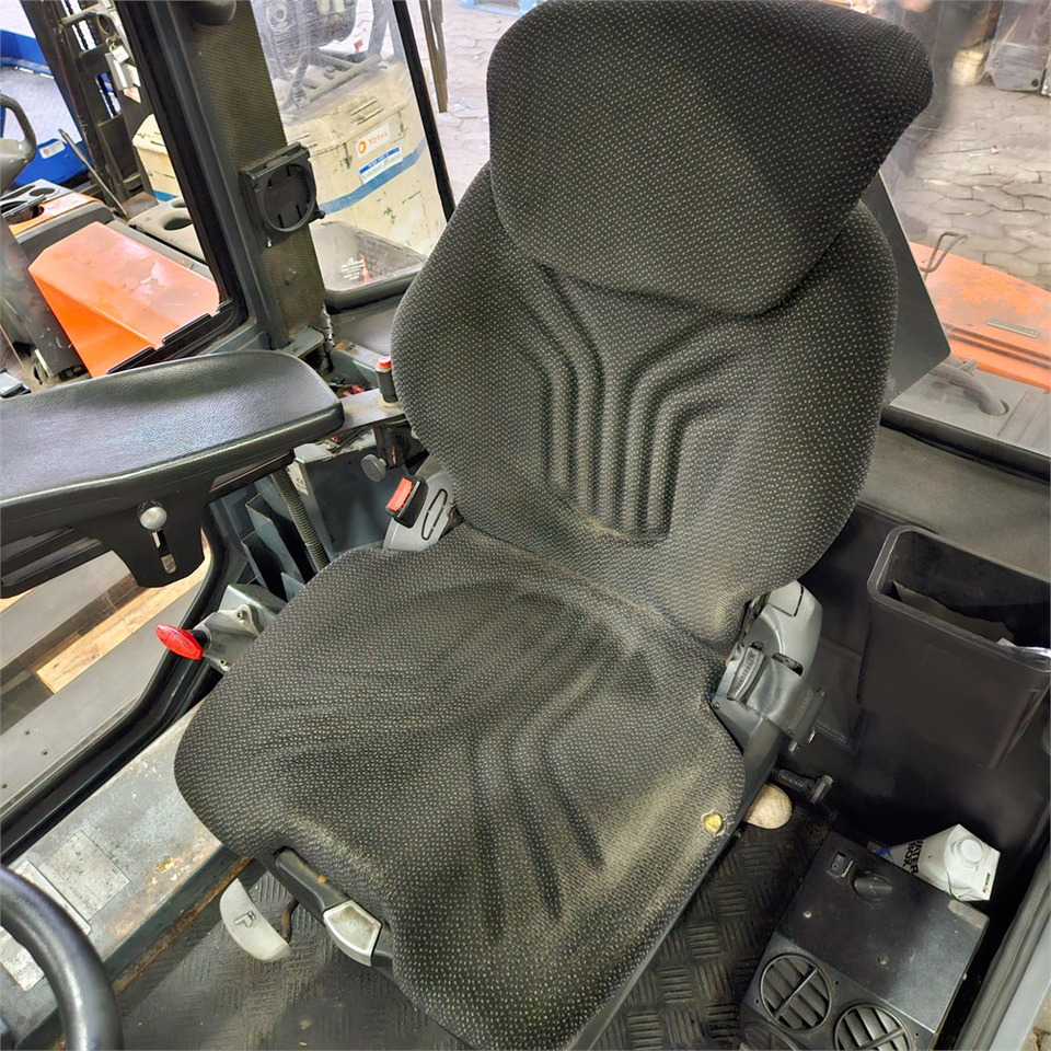 Вилочный погрузчик Toyota 7FBMF30: фото 9