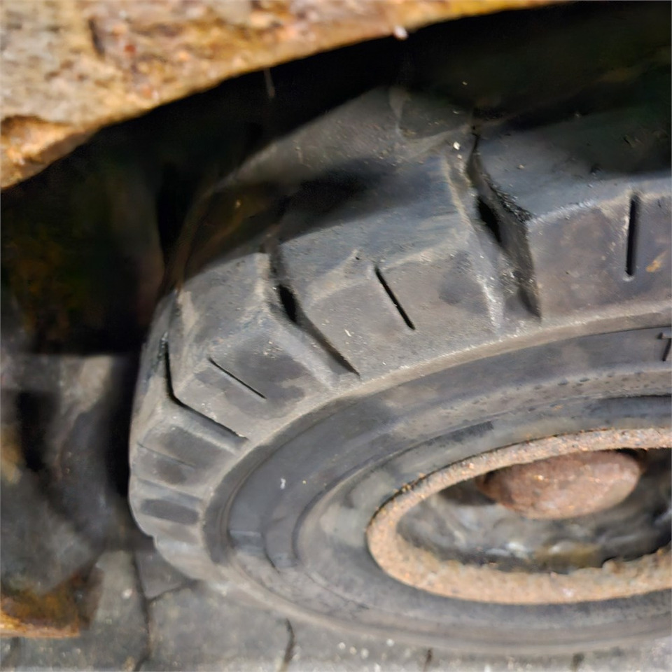 Вилочный погрузчик Toyota 7FBMF30: фото 15