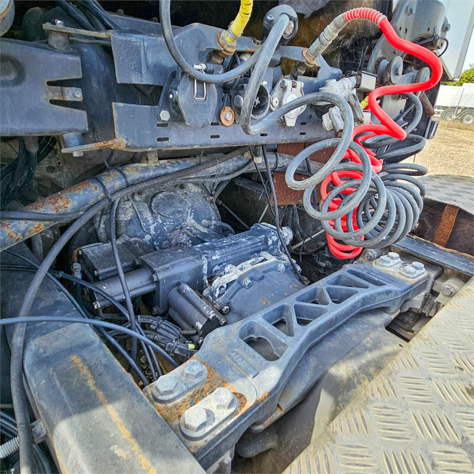 Тягач Scania R470 LA 6x2/4: фото 23 Тягач Scania R470 LA 6x2/4: фото 23