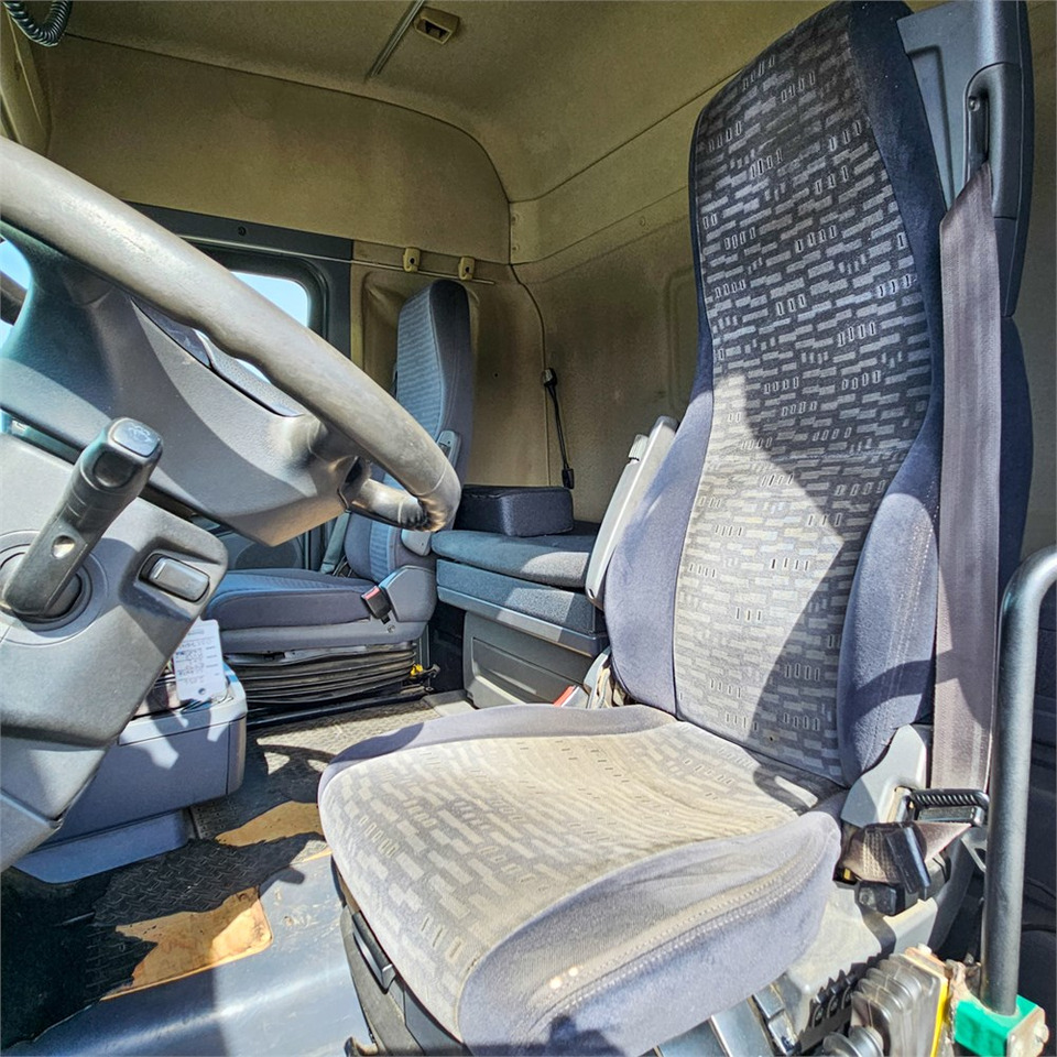 Тягач Scania R470 LA 6x2/4: фото 12 Тягач Scania R470 LA 6x2/4: фото 12