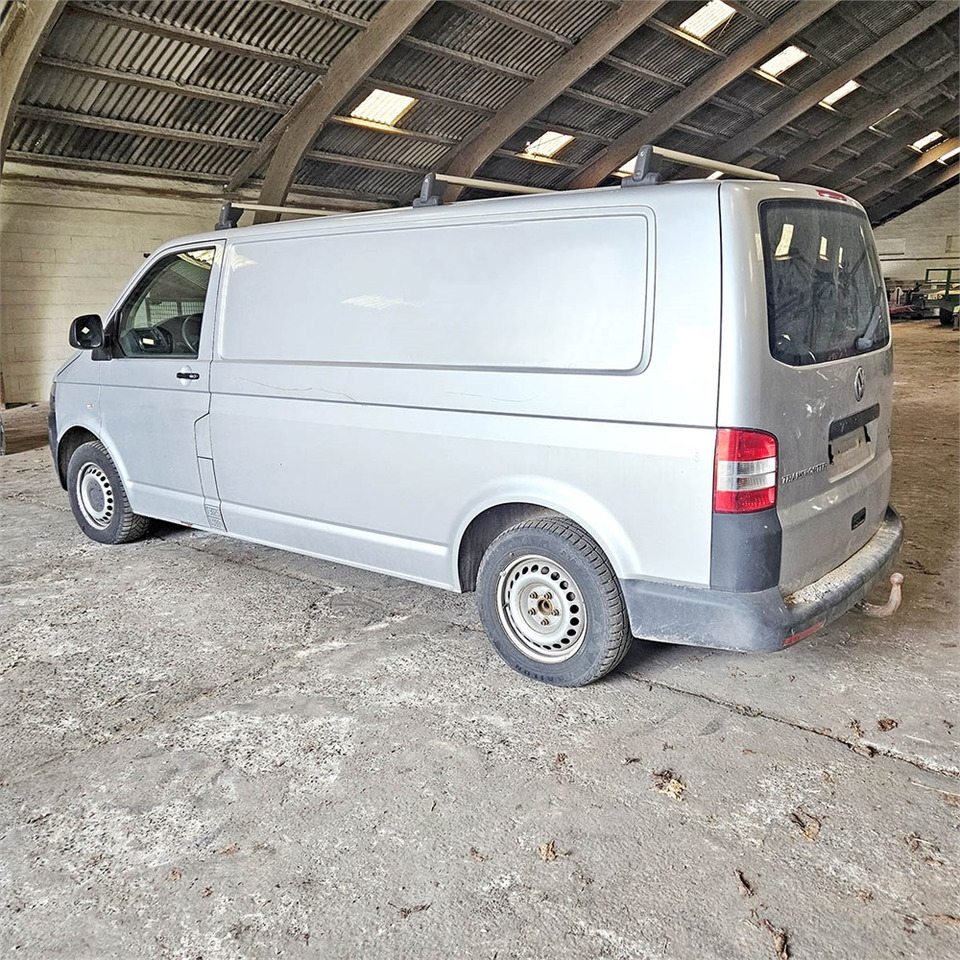 VW Transporter 2,0 Tdi - Легковой фургон: фото 3 VW Transporter 2,0 Tdi - Легковой фургон: фото 3
