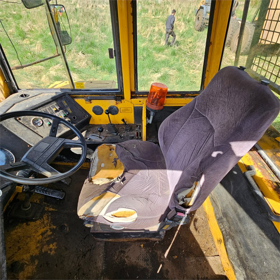 Сочленённый самосвал Volvo A20: фото 10