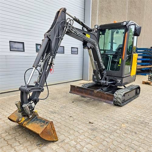 Volvo EC20 E - Мини-экскаватор: фото 4 Volvo EC20 E - Мини-экскаватор: фото 4