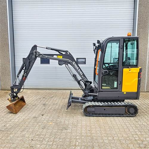 Volvo EC20 E - Мини-экскаватор: фото 1 Volvo EC20 E - Мини-экскаватор: фото 1