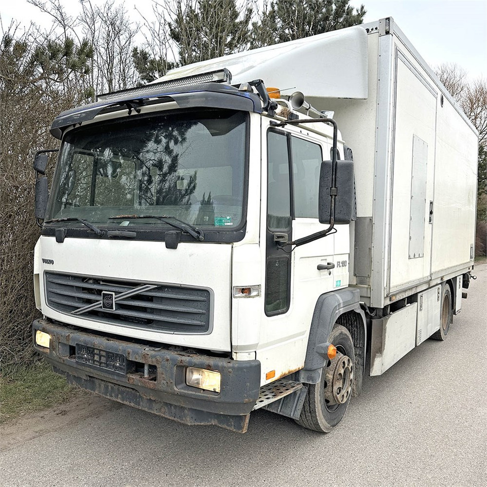Volvo F180 FL 9L - Грузовик с закрытым кузовом: фото 2 Volvo F180 FL 9L - Грузовик с закрытым кузовом: фото 2
