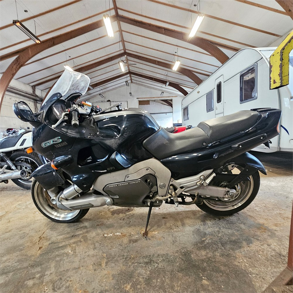Yamaha GTS 1000 - Мотоцикл: фото 2 Yamaha GTS 1000 - Мотоцикл: фото 2