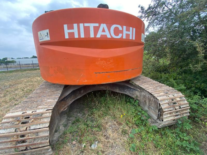 Hitachi ZX225USLC-3 - Гусеничный экскаватор: фото 4 Hitachi ZX225USLC-3 - Гусеничный экскаватор: фото 4