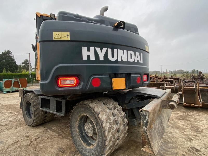 Hyundai HW 140 - Колёсный экскаватор: фото 5 Hyundai HW 140 - Колёсный экскаватор: фото 5
