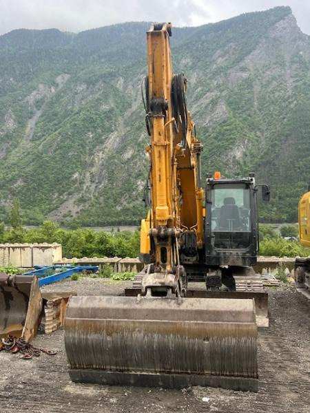 KATO HD 514MR-7 - Гусеничный экскаватор: фото 4 KATO HD 514MR-7 - Гусеничный экскаватор: фото 4