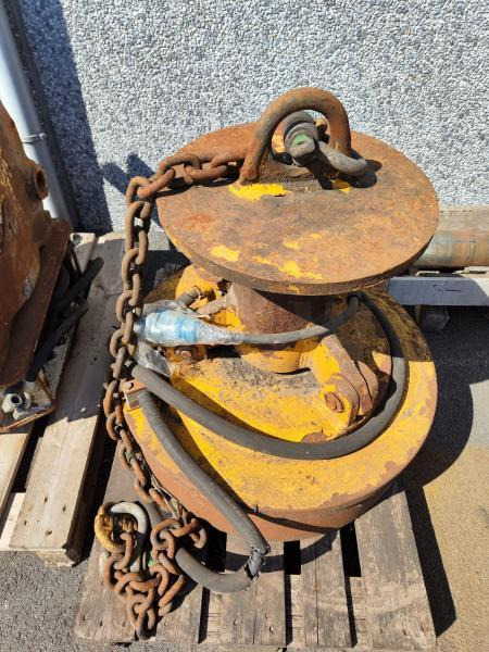 LENOIR ELECTRO AIMANT DIAMETRE 80 CM - Строительное оборудование: фото 2 LENOIR ELECTRO AIMANT DIAMETRE 80 CM - Строительное оборудование: фото 2