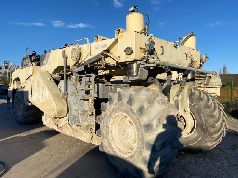 WIRTGEN WR 2400 - Стабилизатор грунта: фото 4 WIRTGEN WR 2400 - Стабилизатор грунта: фото 4