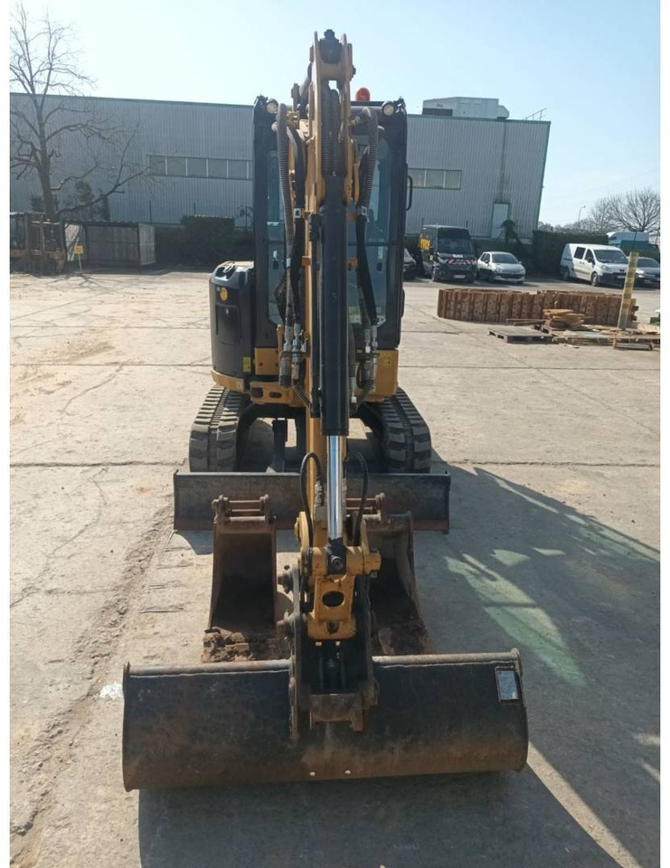 Гусеничный экскаватор CAT 302.7: фото 11