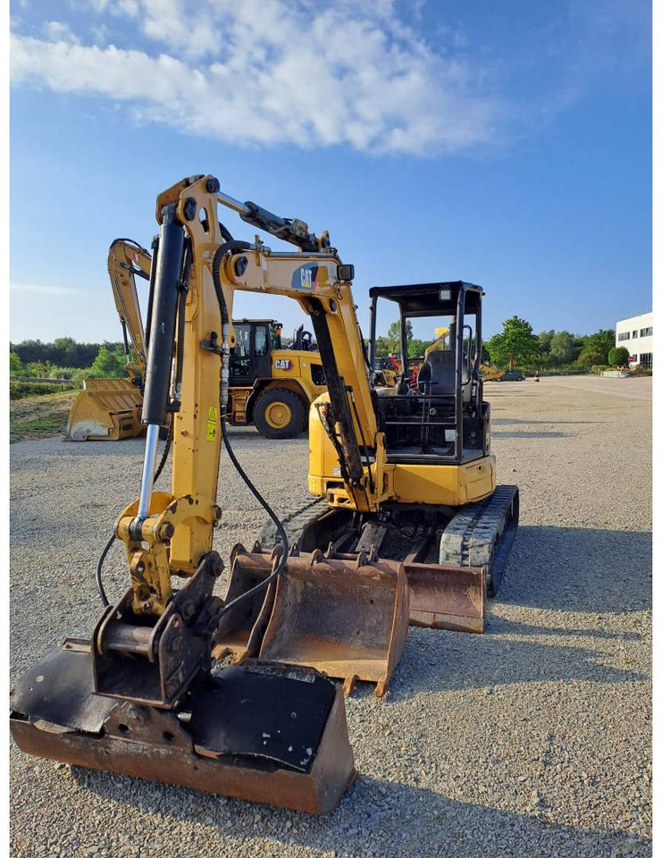 Гусеничный экскаватор CAT 305E2: фото 11