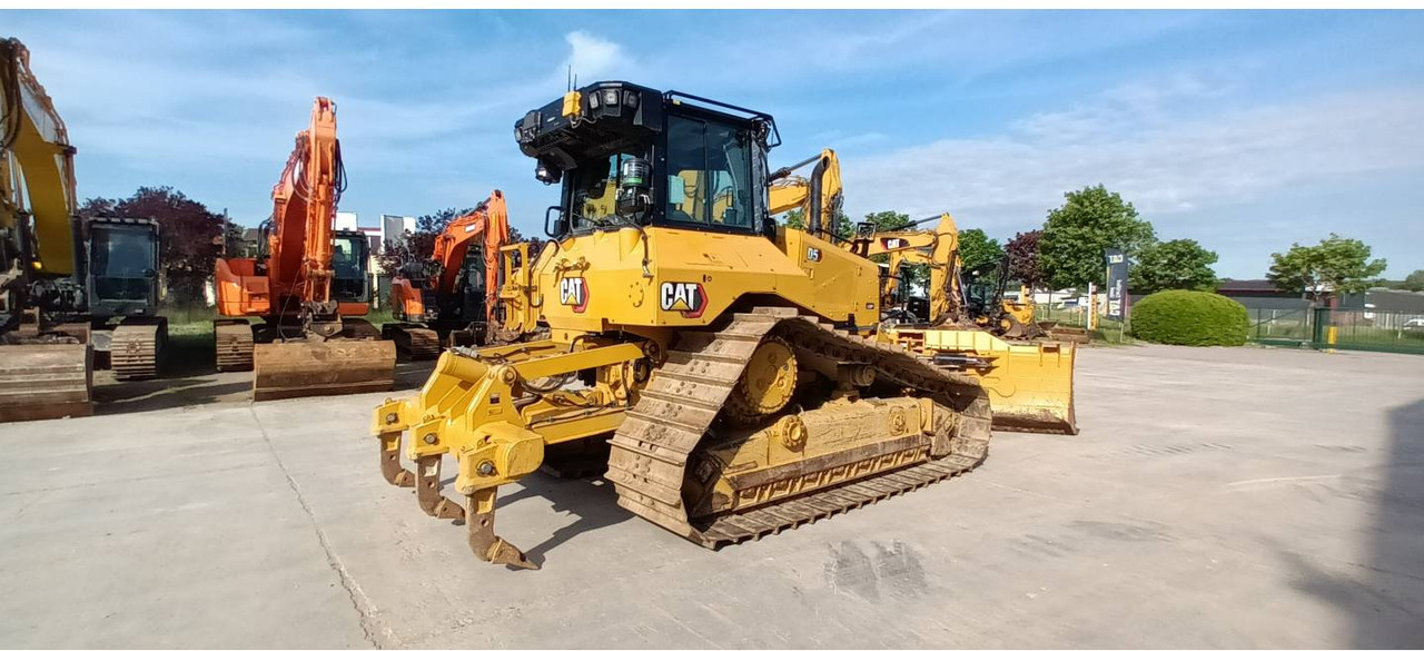 CAT D5 - Бульдозер: фото 3 CAT D5 - Бульдозер: фото 3