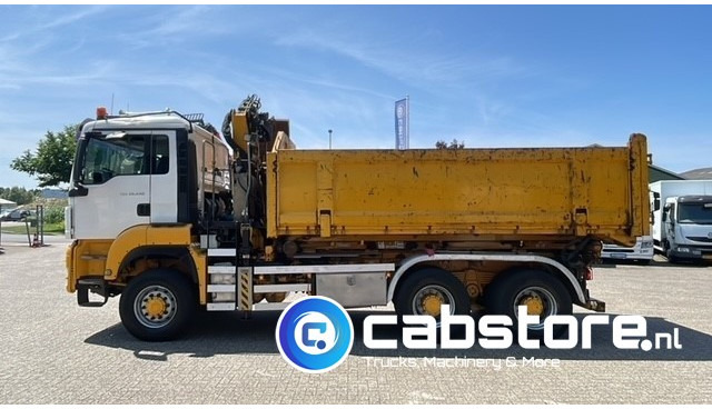 MAN TGS 26.440 6X6 BB EEV MAN TGS 26.440 Euro 5 EEV - 6X6 - Laadkraan - Kipper - Kabelsysteem - Bouwjaar 2010 - Km 657.509 - APK tot 22-11-2025 !! - Самосвал, Автоманипулятор: фото 4 MAN TGS 26.440 6X6 BB EEV MAN TGS 26.440 Euro 5 EEV - 6X6 - Laadkraan - Kipper - Kabelsysteem - Bouwjaar 2010 - Km 657.509 - APK tot 22-11-2025 !! - Самосвал, Автоманипулятор: фото 4