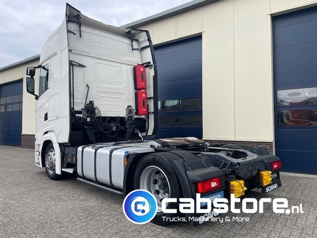 Scania S410 A 4x2 EB Euro 6 - MEGA VOLUME - RETARDER - Bouwjaar 2018 - S-Highline - Km 817.924 - Differentieelslot - Тягач: фото 3 Scania S410 A 4x2 EB Euro 6 - MEGA VOLUME - RETARDER - Bouwjaar 2018 - S-Highline - Km 817.924 - Differentieelslot - Тягач: фото 3
