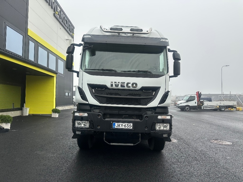 Iveco Trakker AT410T500 10x4 - Лесовоз: фото 2 Iveco Trakker AT410T500 10x4 - Лесовоз: фото 2