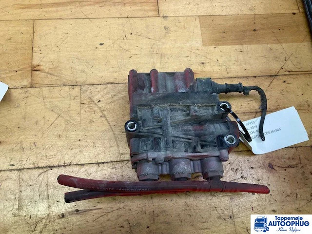 DAF ECAS valve block – DAF 2020257 - Электрическая система для Грузовиков: фото 1 DAF ECAS valve block – DAF 2020257 - Электрическая система для Грузовиков: фото 1