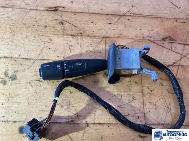 DAF Steering column switch – DAF 2122030 - Электрическая система для Грузовиков: фото 1 DAF Steering column switch – DAF 2122030 - Электрическая система для Грузовиков: фото 1