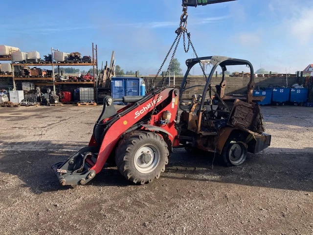 SCHÄFFER 4670Z - Компактный фронтальный погрузчик: фото 1 SCHÄFFER 4670Z - Компактный фронтальный погрузчик: фото 1