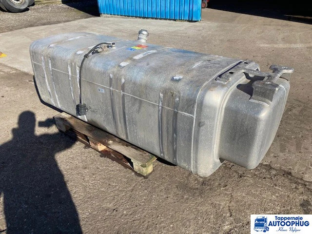 Scania Diesel tank 1000 liter Scania 1896480 - Топливный бак для Грузовиков: фото 2 Scania Diesel tank 1000 liter Scania 1896480 - Топливный бак для Грузовиков: фото 2
