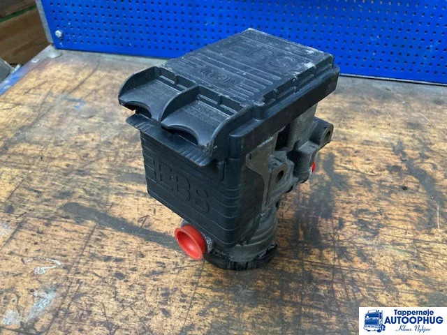 Scania EBS module – Scania 2653379 - Электрическая система для Грузовиков: фото 4 Scania EBS module – Scania 2653379 - Электрическая система для Грузовиков: фото 4