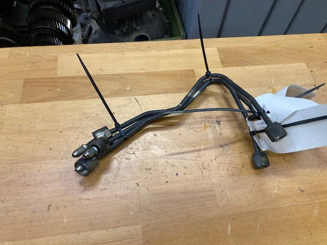 Scania Fuel pipe – Scania 2865663 - Двигатель и запчасти для Грузовиков: фото 1 Scania Fuel pipe – Scania 2865663 - Двигатель и запчасти для Грузовиков: фото 1