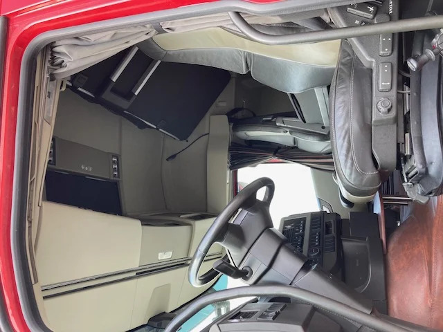 Тягач Volvo FH460 6X2 Hydraulic: фото 12 Тягач Volvo FH460 6X2 Hydraulic: фото 12