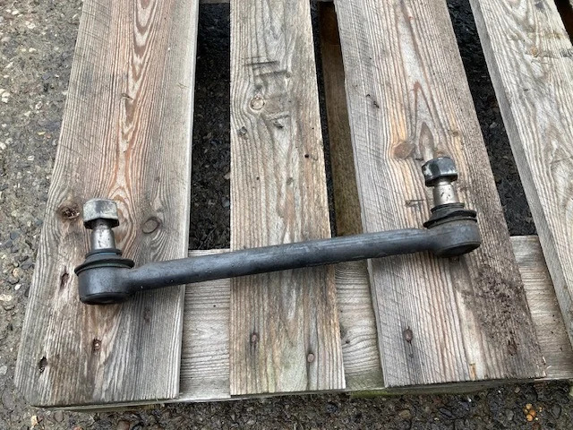 Volvo Anti roll arm – Volvo 23235621 - Стабилизатор поперечной устойчивости для Грузовиков: фото 1 Volvo Anti roll arm – Volvo 23235621 - Стабилизатор поперечной устойчивости для Грузовиков: фото 1